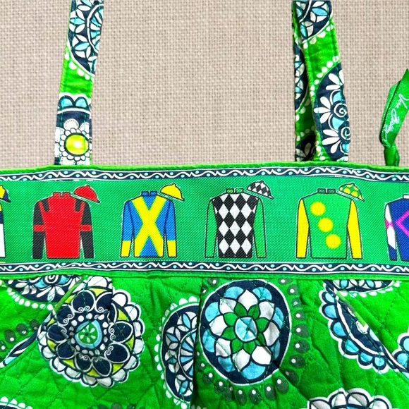 Vera Bradley Shoulder bag with Jockey Silks motif - Picture 2 of 12